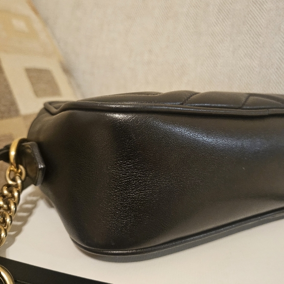 Gucci Marmont mini Crossbody - Picture 4 of 9